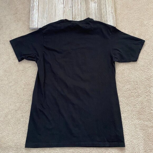 Naruto Shippuden Chibi Sasuke Hatake T-Shirt Size M Graphic Print Anime Manga 1 - Picture 6 of 11